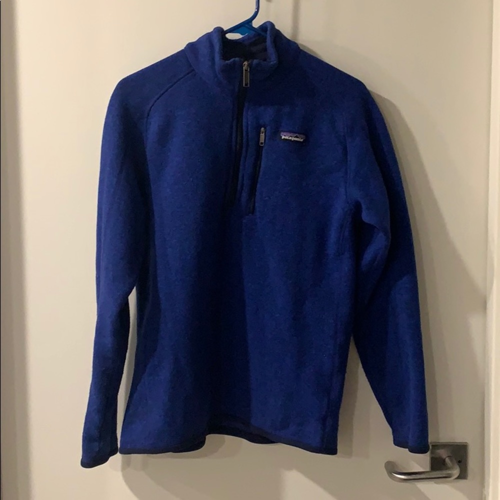 Men’s Patagonia blue better sweater in medium